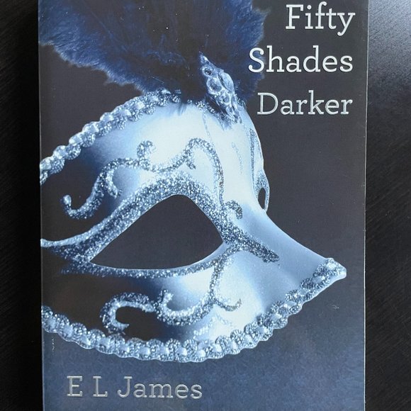 FIFTY SHADES in 4 BOOKS Brand New!! (Private Readings not Included!!) Great Gift - Picture 6 of 8